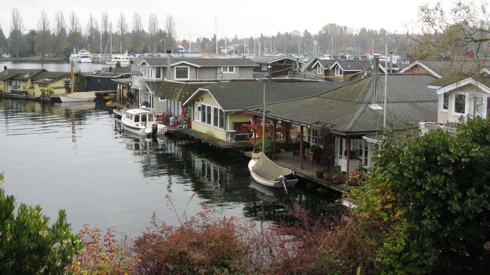 Floating homes on Portage Bay, Seattle